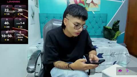 Snapshot of noha_scott chatting on November 8, 2025, 12:22 am Noha Scott online show from November 8, 2025, 12:22 am