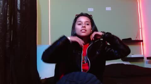 Snapshot of noha_thomson chatting on September 22, 2025, 7:27 pm Noha Thomson online show from September 22, 2025, 7:27 pm