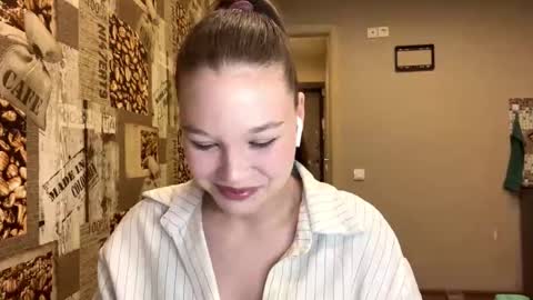 Abri online show from February 26, 2026, 3:33 pm