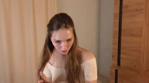 Sophie online show from February 19, 2026, 6:20 am