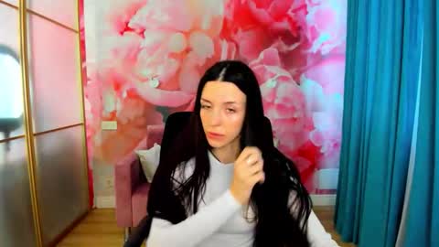 NoirDiva online show from April 27, 2026, 6:00 am