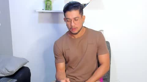 Im Nolan  online show from May 8, 2026, 2:17 am