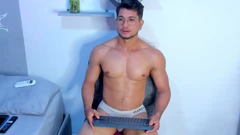Im Nolan  online show from June 18, 2026, 1:17 am