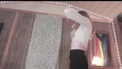 nonamebabez online show from February 28, 2025, 6:43 am