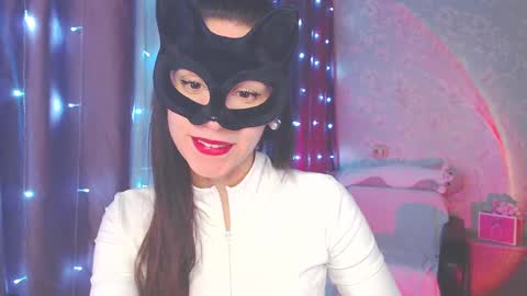 Send message when u here online show from February 25, 2025, 5:30 am