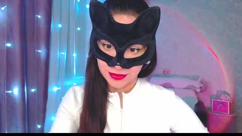 Send message when u here online show from March 1, 2025, 4:04 am