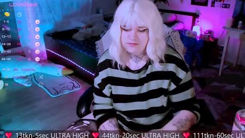 Snapshot of noori_hope chatting on December 2, 2024, 12:30 am Noori online show from December 2, 2024, 12:30 am