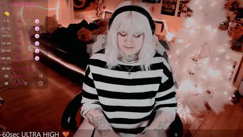 Snapshot of noori_hope chatting on January 14, 2025, 10:44 pm Noori online show from January 14, 2025, 10:44 pm