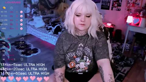 Snapshot of noori_hope chatting on October 23, 2025, 8:18 pm Noori online show from October 23, 2025, 8:18 pm