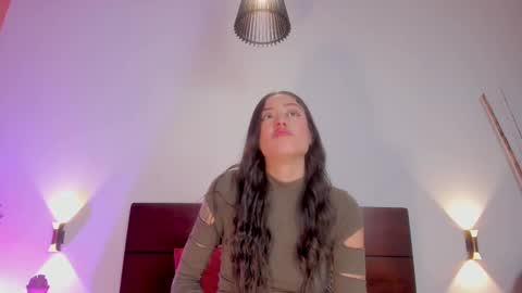 Nora Da Silva online show from February 14, 2025, 12:30 am