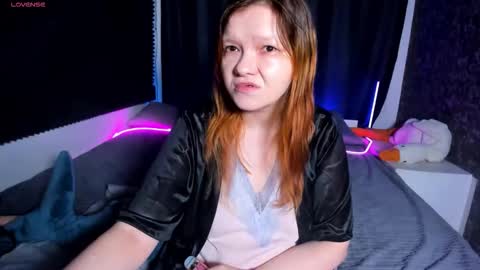 Nora online show from December 1, 2025, 10:42 am