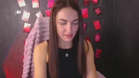 Nora online show from December 17, 2025, 11:44 pm