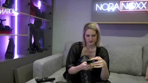 NoraNoxx online show from June 21, 2026, 8:33 pm
