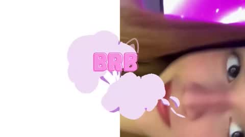 Snapshot of nora_vennucci chatting on March 7, 2026, 7:44 pm Nora online show from March 7, 2026, 7:44 pm