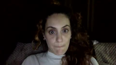 norablues online show from November 10, 2025, 8:19 pm