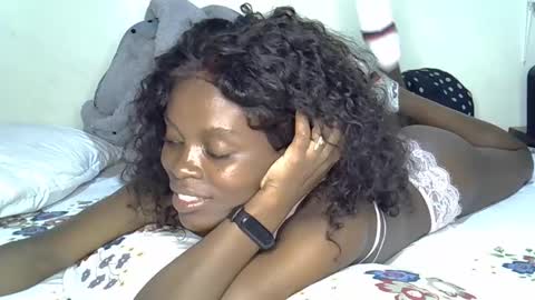 norah_pure online show from December 23, 2024, 5:32 pm