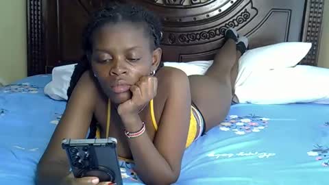 norah_pure online show from September 16, 2025, 6:25 am