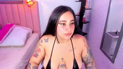 Snapshot of noraloux1 chatting on February 11, 2026, 10:15 pm noraloux1 online show from February 11, 2026, 10:15 pm