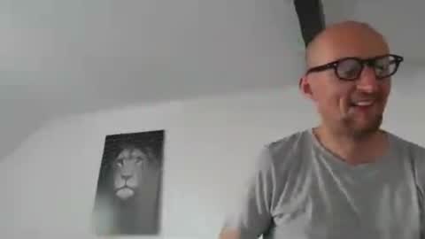 nordicrunner76 online show from June 25, 2026, 9:47 am