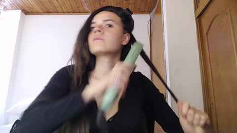 Snapshot of noreen_ chatting on February 16, 2026, 7:21 pm noreen_ online show from February 16, 2026, 7:21 pm