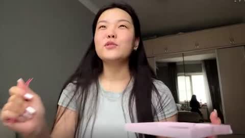 Snapshot of norinegayman chatting on July 21, 2026, 11:23 am Yuna online show from July 21, 2026, 11:23 am
