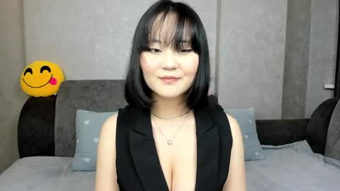 Snapshot of norinorika chatting on April 4, 2026, 8:28 pm Nori online show from April 4, 2026, 8:28 pm