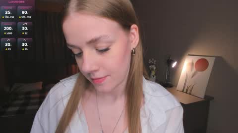 Snapshot of normaemans chatting on October 10, 2025, 7:46 pm Beatrice online show from October 10, 2025, 7:46 pm