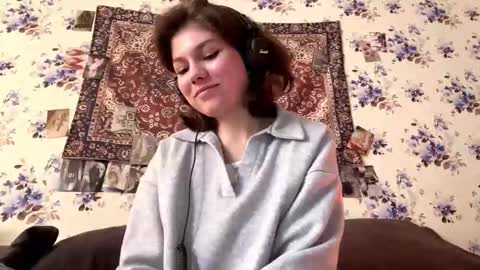 Amelia online show from March 3, 2026, 9:15 am