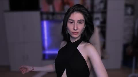 Hazel online show from February 19, 2026, 2:13 pm