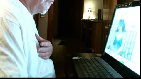 Snapshot of northcountryguy762 chatting on September 21, 2025, 2:57 am northcountryguy762 online show from September 21, 2025, 2:57 am