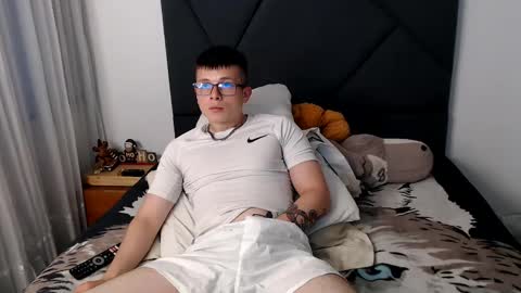 Snapshot of nortticus chatting on February 2, 2025, 11:00 pm nortticus online show from February 2, 2025, 11:00 pm