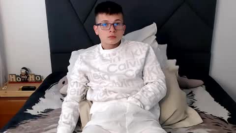 Snapshot of nortticus chatting on February 3, 2025, 12:25 pm nortticus online show from February 3, 2025, 12:25 pm