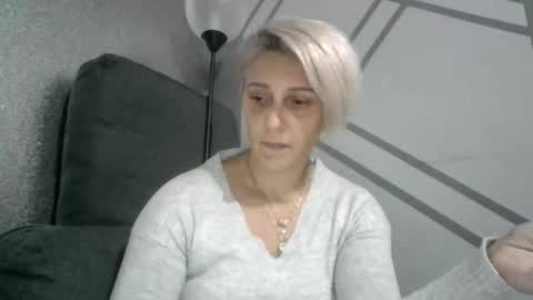 Snapshot of nosmileme chatting on October 18, 2025, 6:52 pm nosmileme online show from October 18, 2025, 6:52 pm