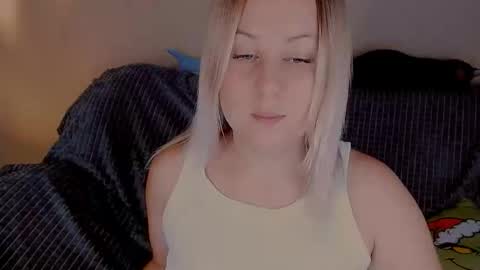 Snapshot of not_nakedcat chatting on September 25, 2025, 7:23 am hi glad to chat online show from September 25, 2025, 7:23 am