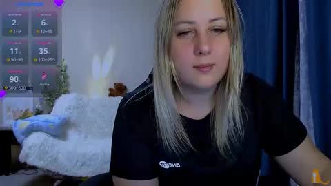 hi glad to chat online show from December 4, 2025, 11:24 pm