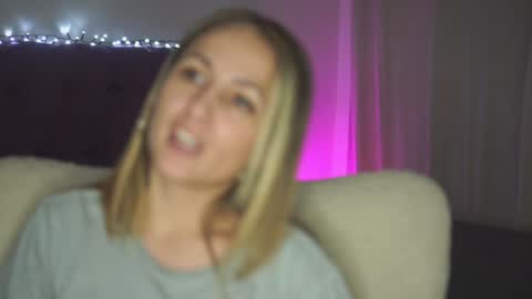 Tina online show from December 12, 2024, 1:21 am