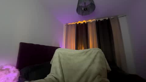 Tina online show from September 29, 2025, 5:51 pm