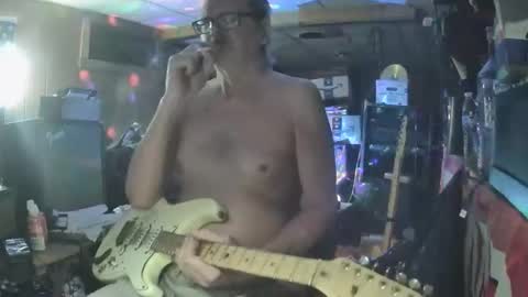 notflamingfart online show from May 15, 2026, 6:04 pm
