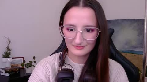 nova_mystic online show from March 4, 2025, 12:44 pm