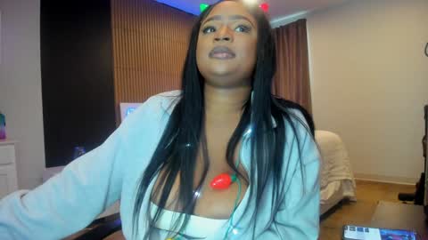 Snapshot of novacandy chatting on December 13, 2024, 4:16 pm Nova online show from December 13, 2024, 4:16 pm