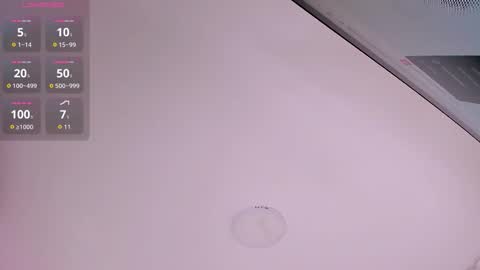 Andrea online show from October 5, 2025, 3:32 pm