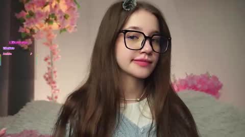 Snapshot of now_you_know chatting on November 8, 2025, 1:06 am Dina online show from November 8, 2025, 1:06 am