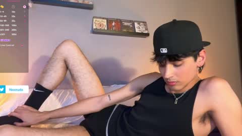 noxnude online show from April 27, 2026, 10:41 pm