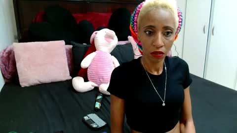 Nubiangiggles online show from September 21, 2025, 7:04 pm