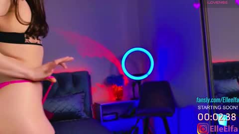 Snapshot of nudeella chatting on September 18, 2025, 7:38 pm ElfaElle Im online .Wednesday Thursday Friday Saturday Sunday from 10pm to 2am  GMT3 online show from September 18, 2025, 7:38 pm