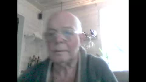 Haky online show from November 17, 2025, 7:47 am