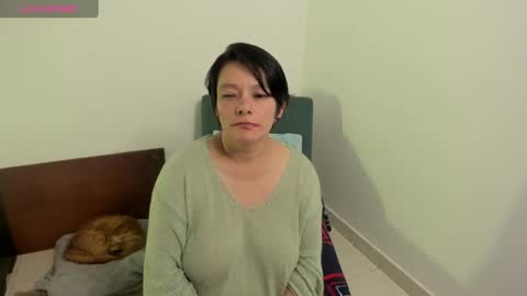 Snapshot of nuit_rose chatting on December 7, 2024, 8:00 am nuit_rose online show from December 7, 2024, 8:00 am