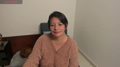 Snapshot of nuit_rose chatting on December 9, 2024, 4:56 am nuit_rose online show from December 9, 2024, 4:56 am