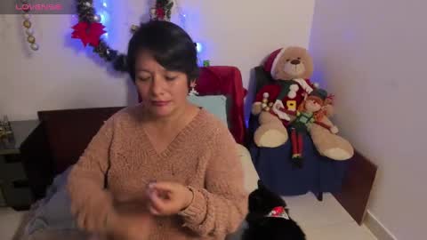 Snapshot of nuit_rose chatting on December 27, 2024, 7:40 am nuit_rose online show from December 27, 2024, 7:40 am