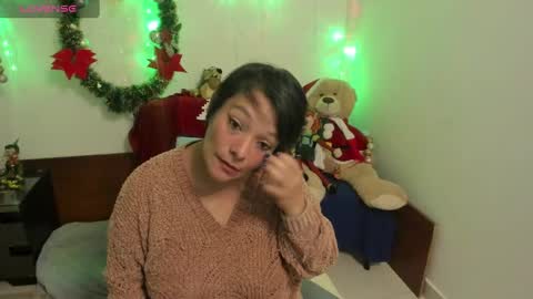Snapshot of nuit_rose chatting on January 4, 2025, 1:21 am nuit_rose online show from January 4, 2025, 1:21 am